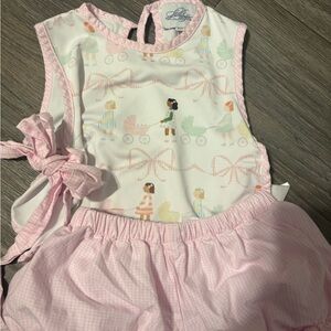 Pink Set with girl and baby carriage print with side bow details
